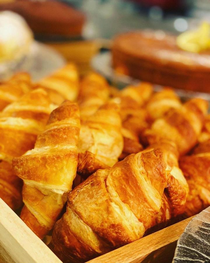 Hotel Apogeo - Breakfast Experience Rimini Ngoại thất bức ảnh