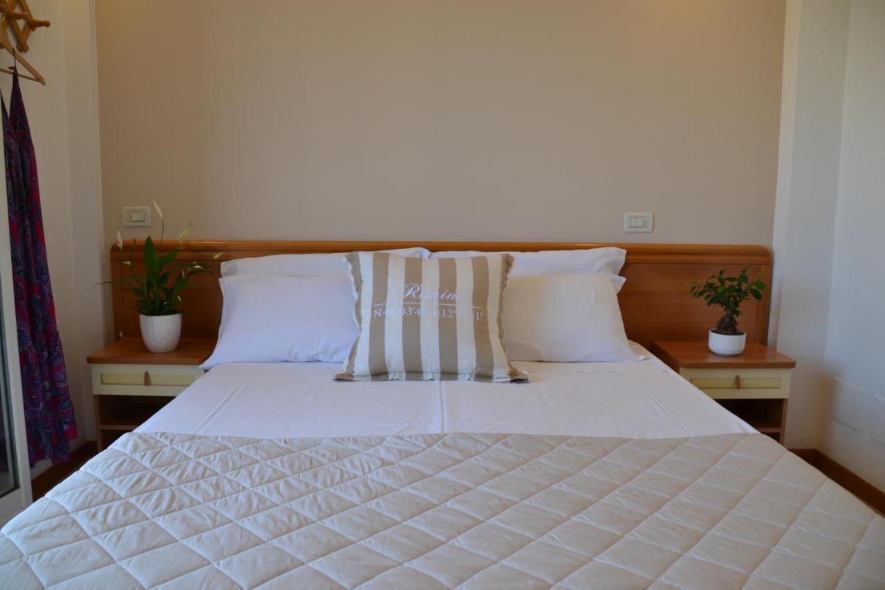 Hotel Apogeo - Breakfast Experience Rimini Ngoại thất bức ảnh