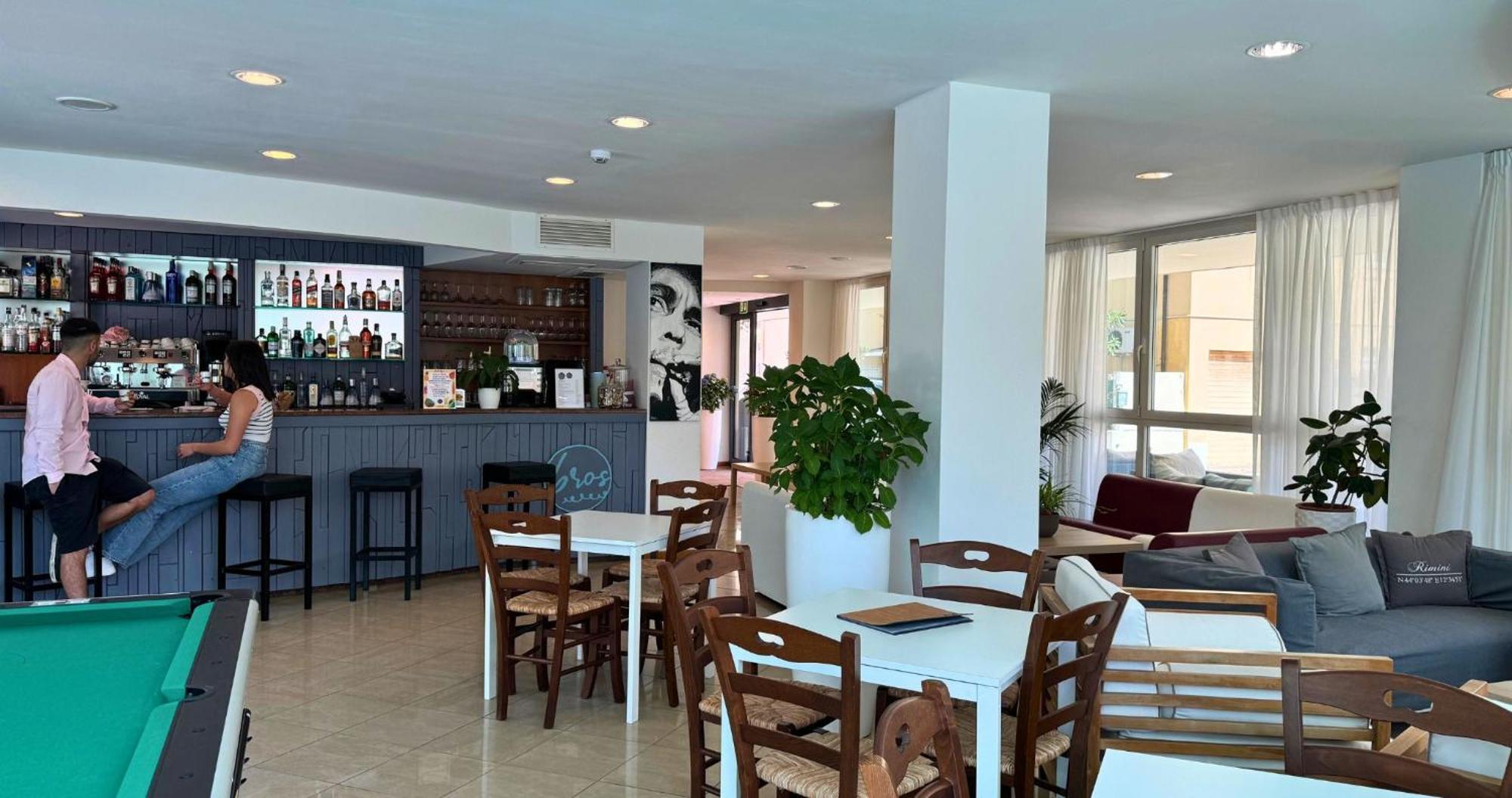 Hotel Apogeo - Breakfast Experience Rimini Ngoại thất bức ảnh